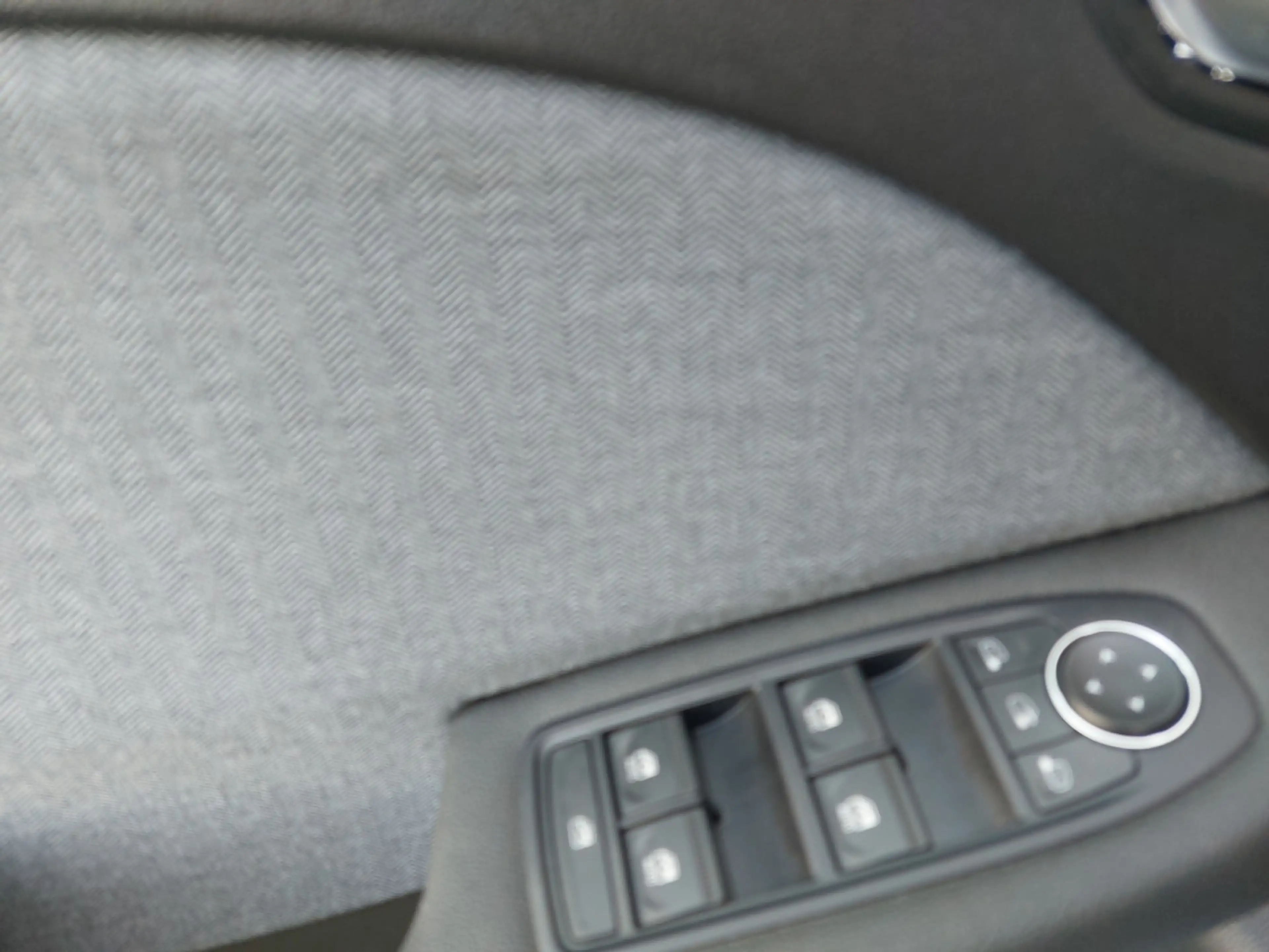 Renault Clio Techno TCe 90 — photo 17