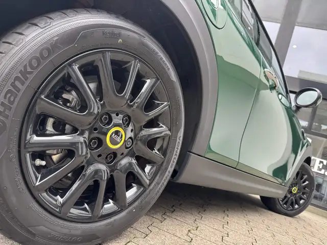 Mini Hatch view 4
