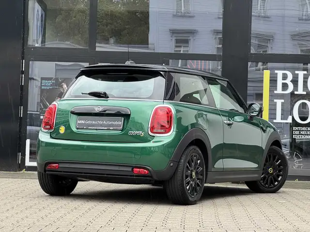 Mini Hatch view 2
