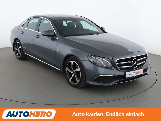 Mercedes-Benz E-Class view 8