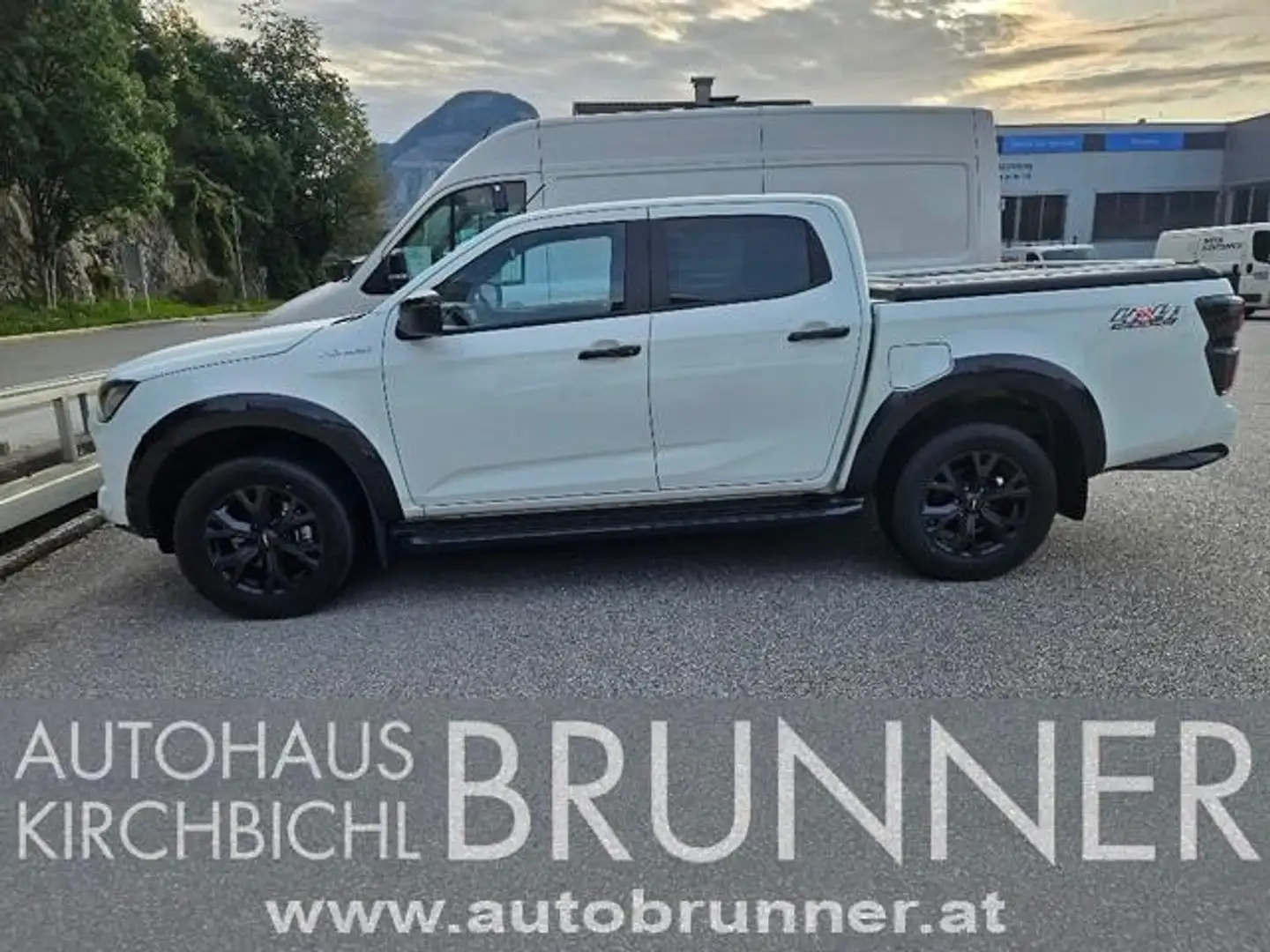 Isuzu D-Max D-MAX Double Cab 4x4 V-Cross A/T Blanc - 1