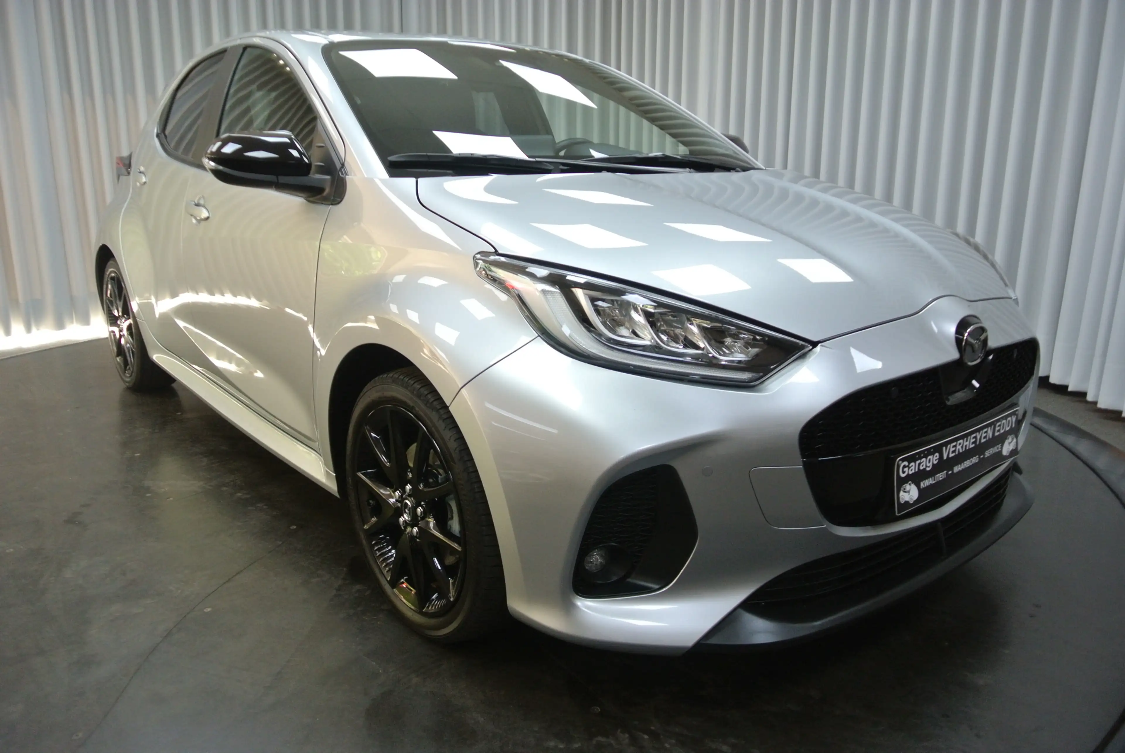 Mazda 2 2 HYBRID — photo 15