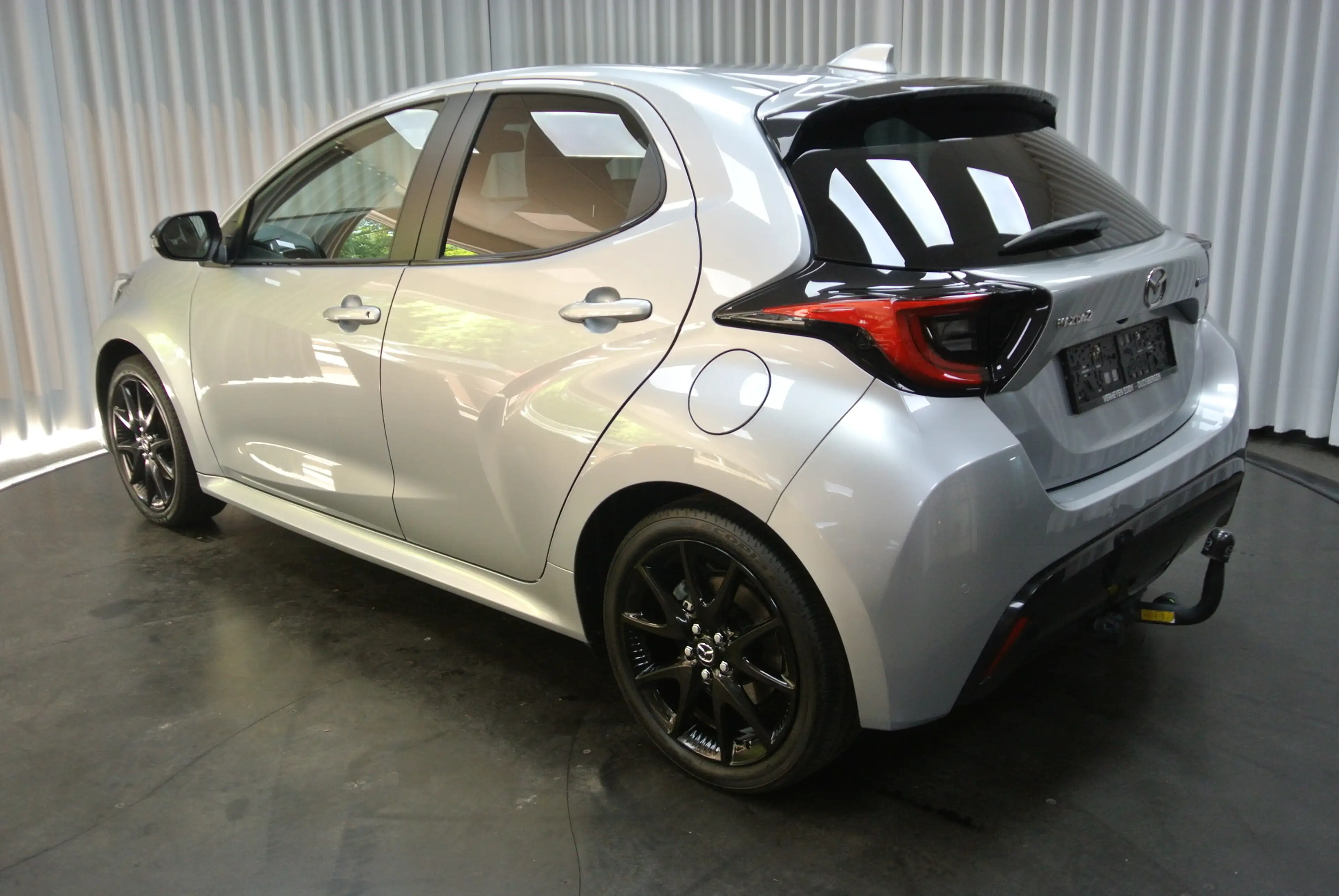 Mazda 2 2 HYBRID — photo 5