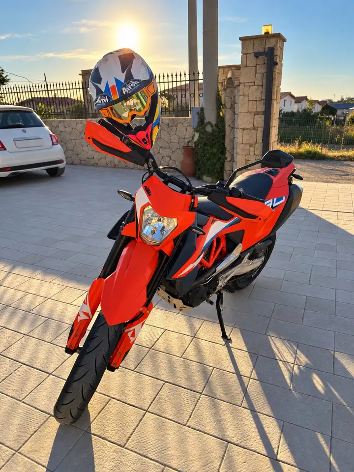KTM 690 SMC