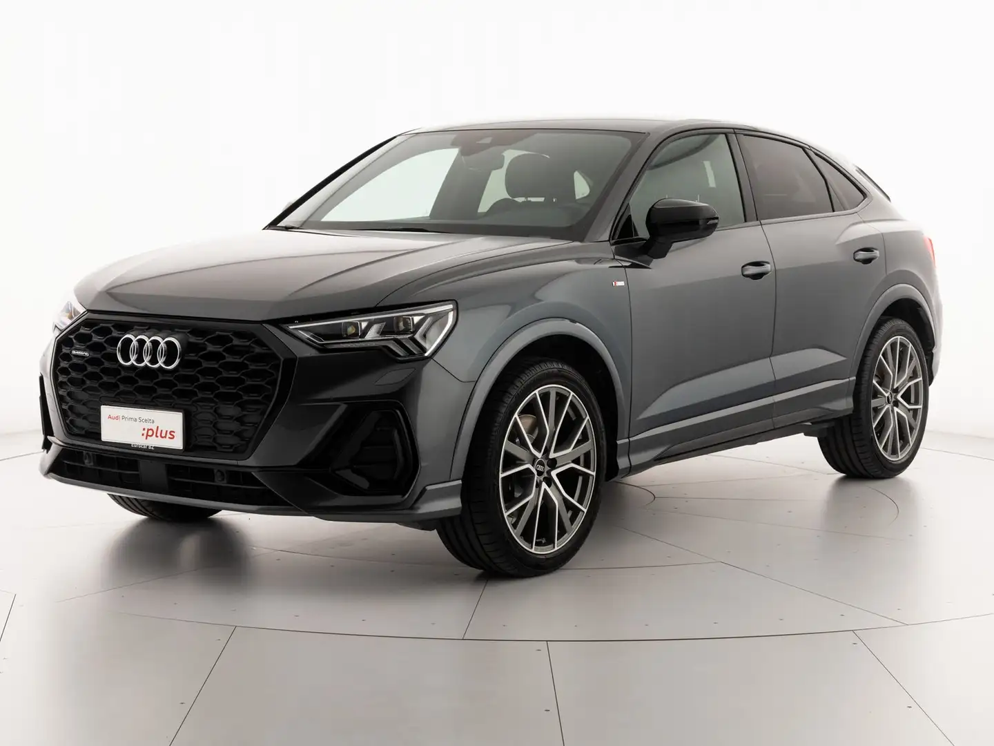 Audi Q3 sportback 40 2.0 tdi identity black quattro 193cv Grigio - 1