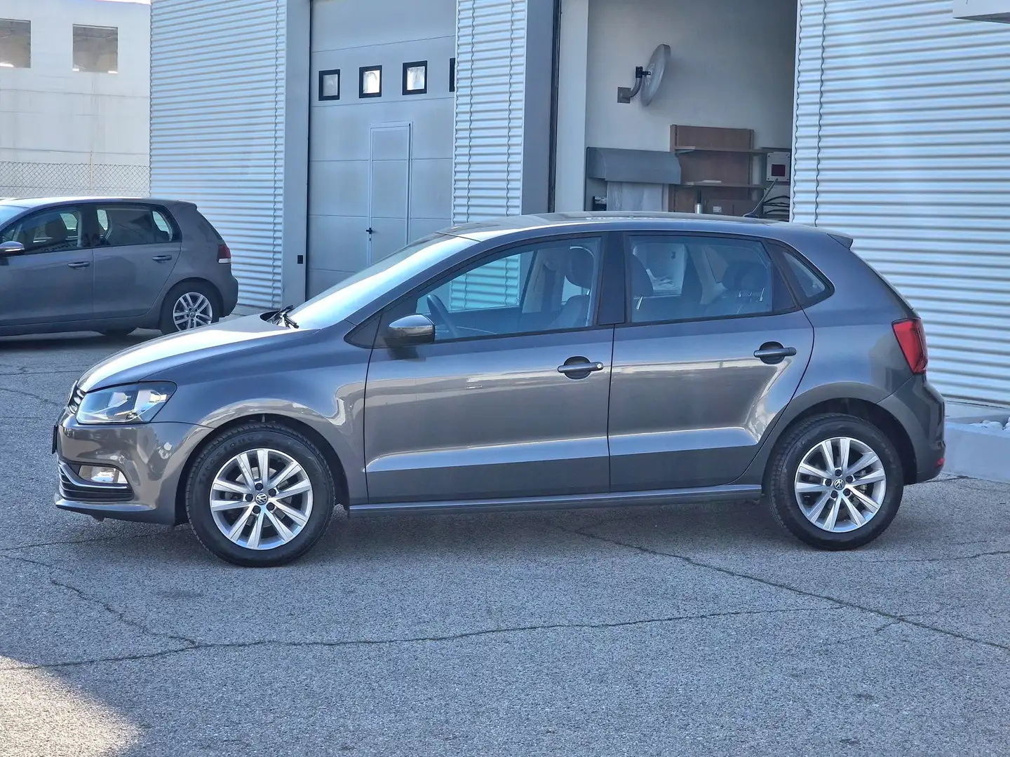 Volkswagen Polo 1.4 Tdi 90cv 5p Comfortline Bluemotion Tech. Szürke - 2