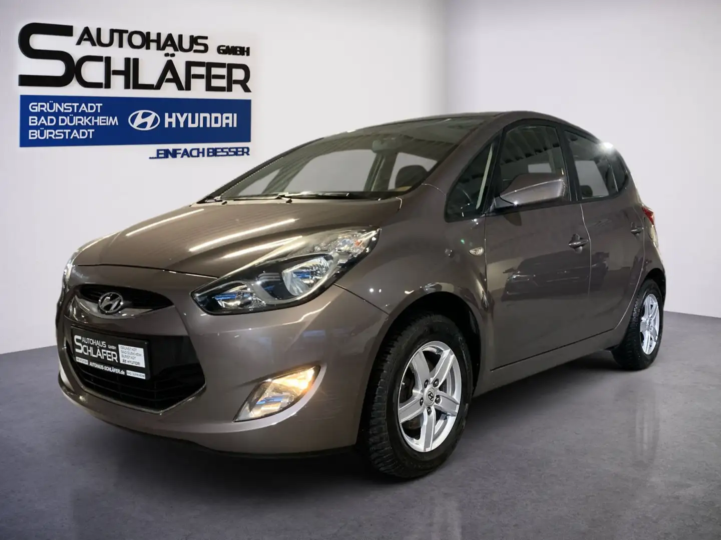 Hyundai iX20 1.4 FIFA World Cup Edition PDC SHZ Brun - 1