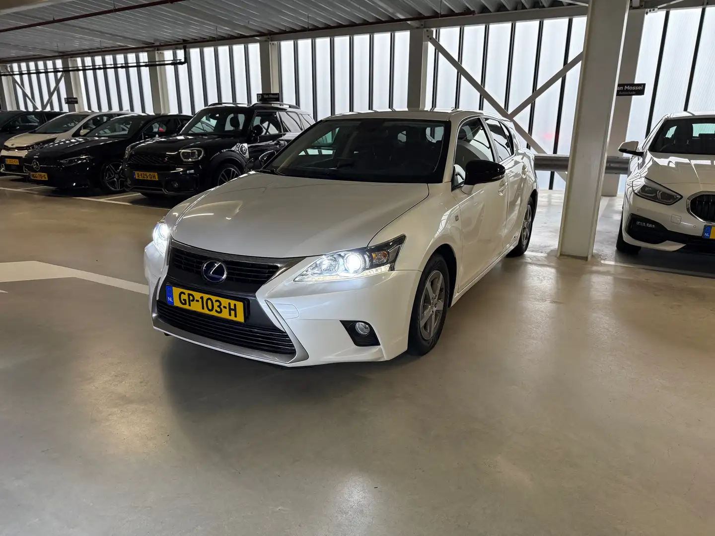 Lexus CT 200h CT 200h 200h 25th Edition Wit - 1