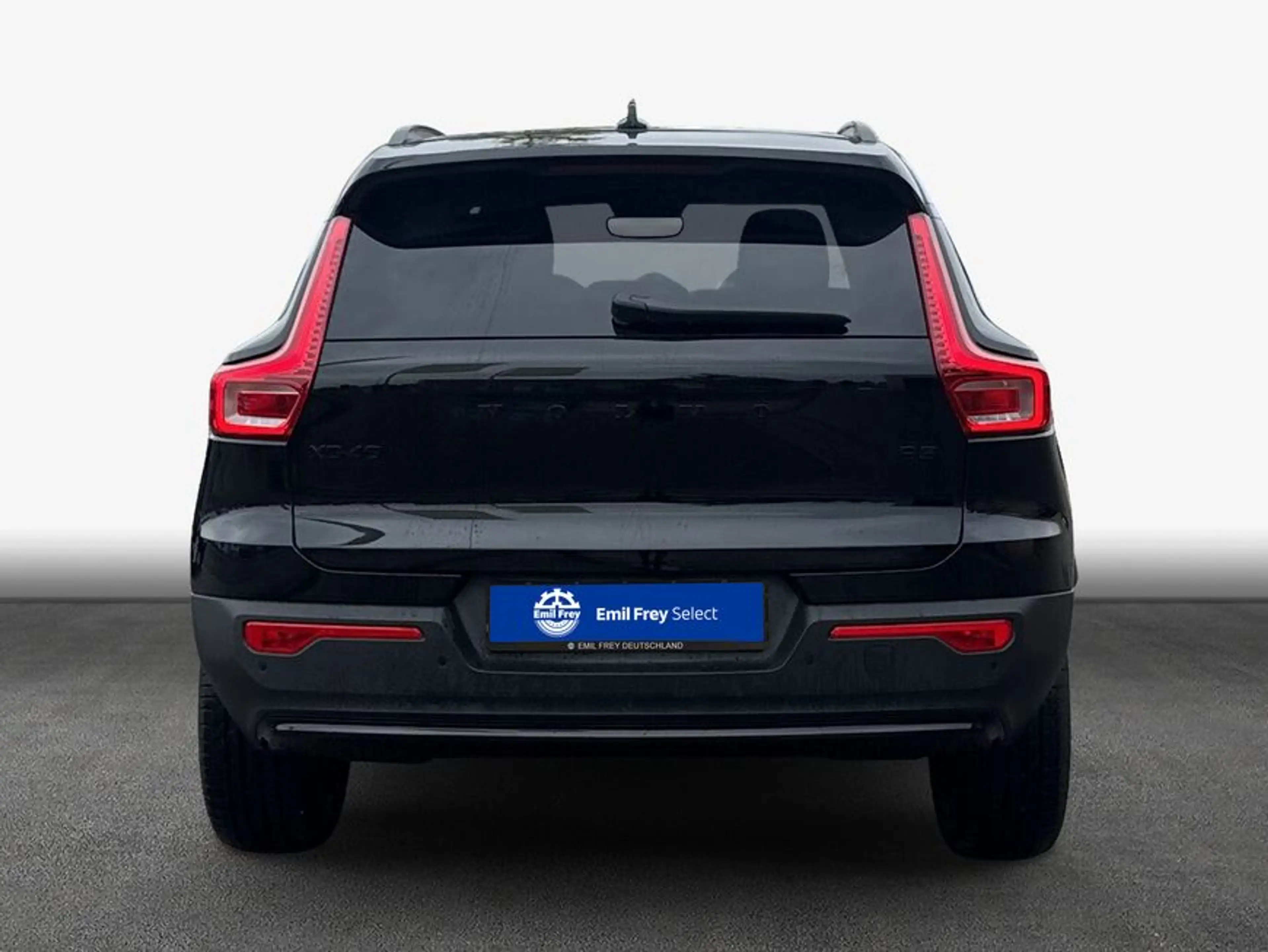 Volvo XC40 XC40 B3 B DKG Plus Black Edition — photo 5