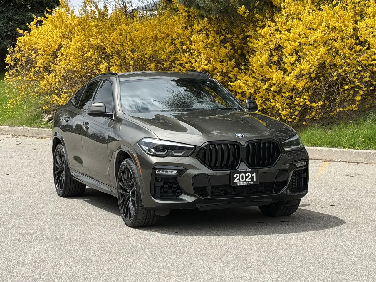 BMW X6 снимка BMW X6