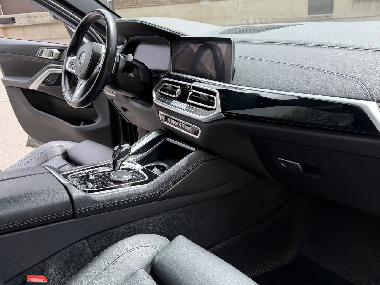 BMW X6 снимка BMW X6