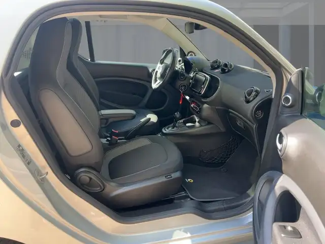 Smart Fortwo view 8