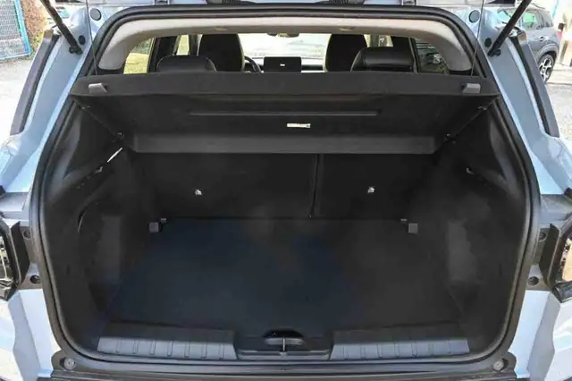 Jeep Avenger view 9