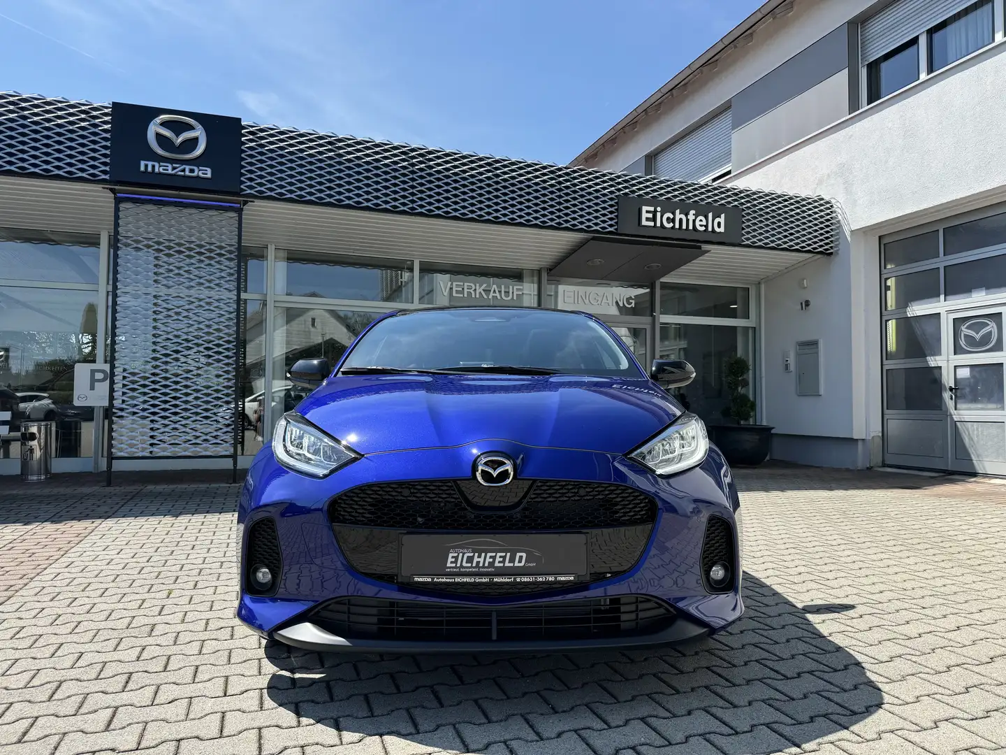 Mazda 2 Hybrid 2024 HOMURA PLUS 1.5L VVT-i 116 PS e-CVT FW Blau - 1