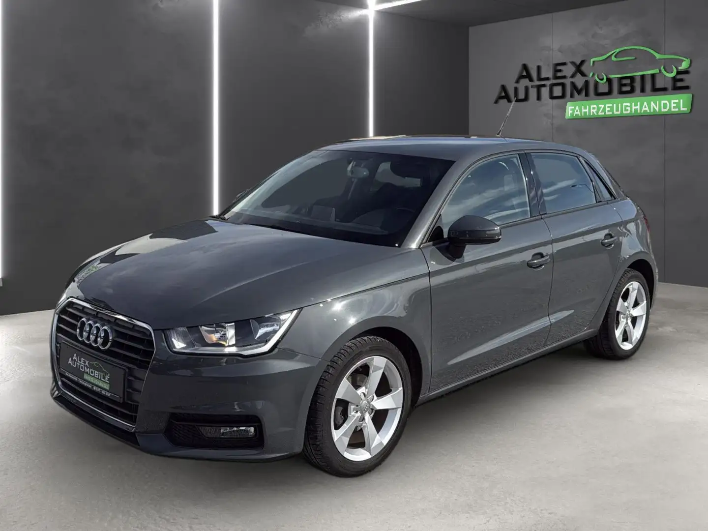 Audi A1 Sportback sport Grau - 1