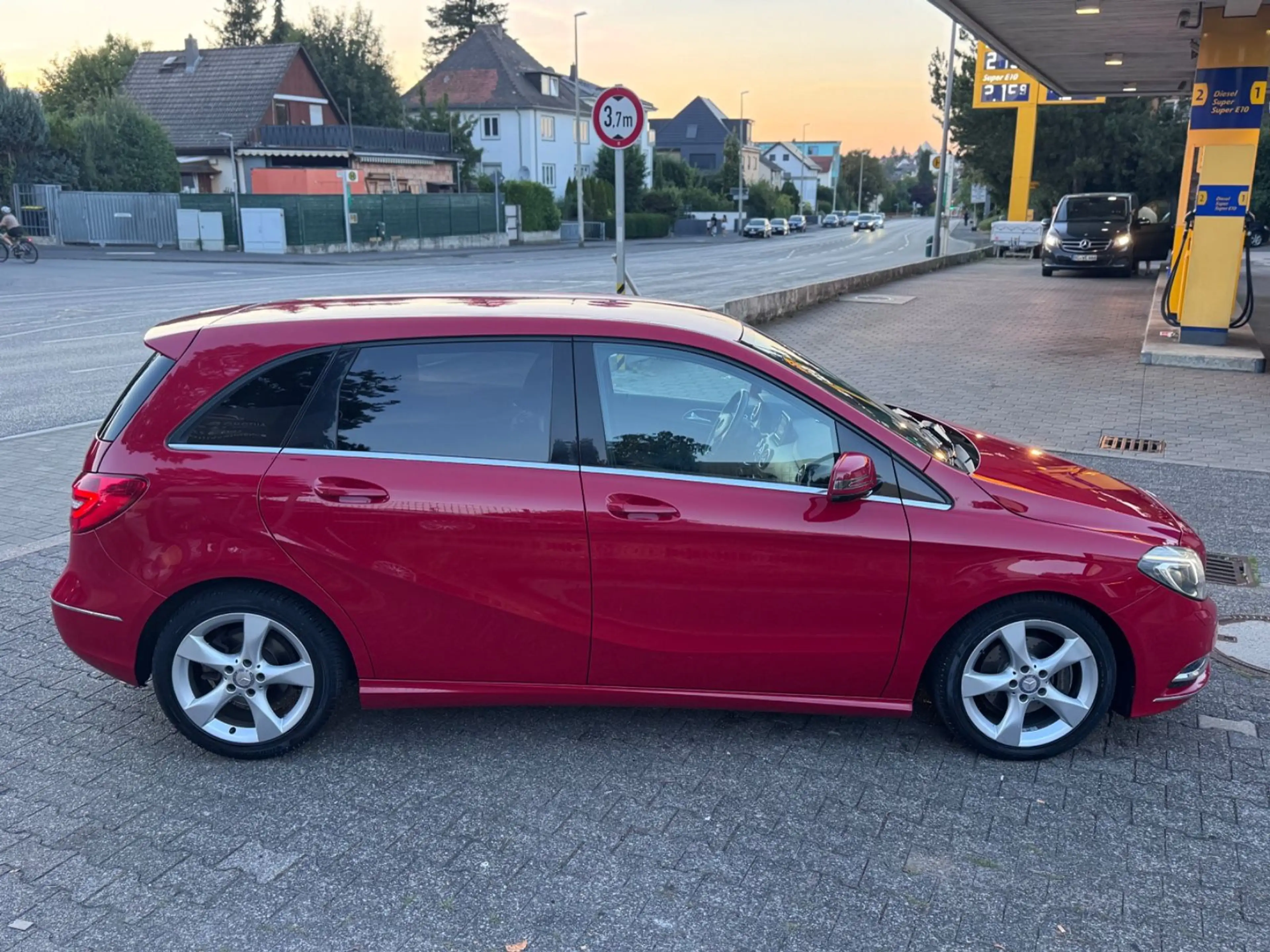 Mercedes-Benz B 180 B B 180 Edition 1 — photo 6