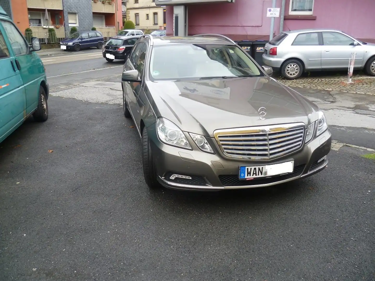 Mercedes-Benz E 250 E-Klasse T-Modell Diesel T CDI DPF Automatik - 2