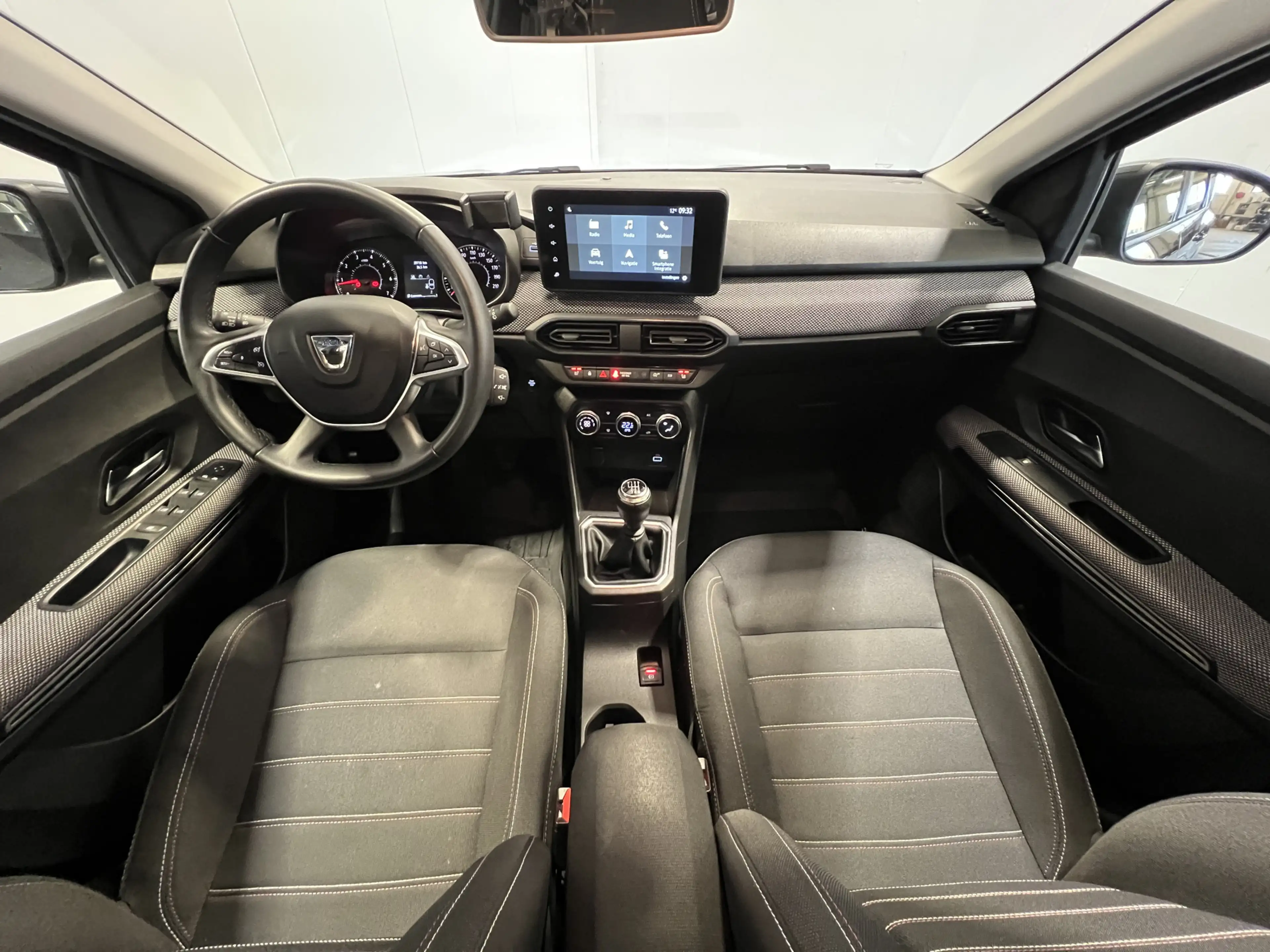 Dacia Jogger 1.0 TCe 110 Extreme 7p. | Navigatie/Android/Apple — photo 29