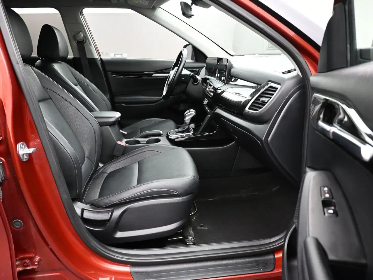 Kia Seltos снимка Kia Seltos