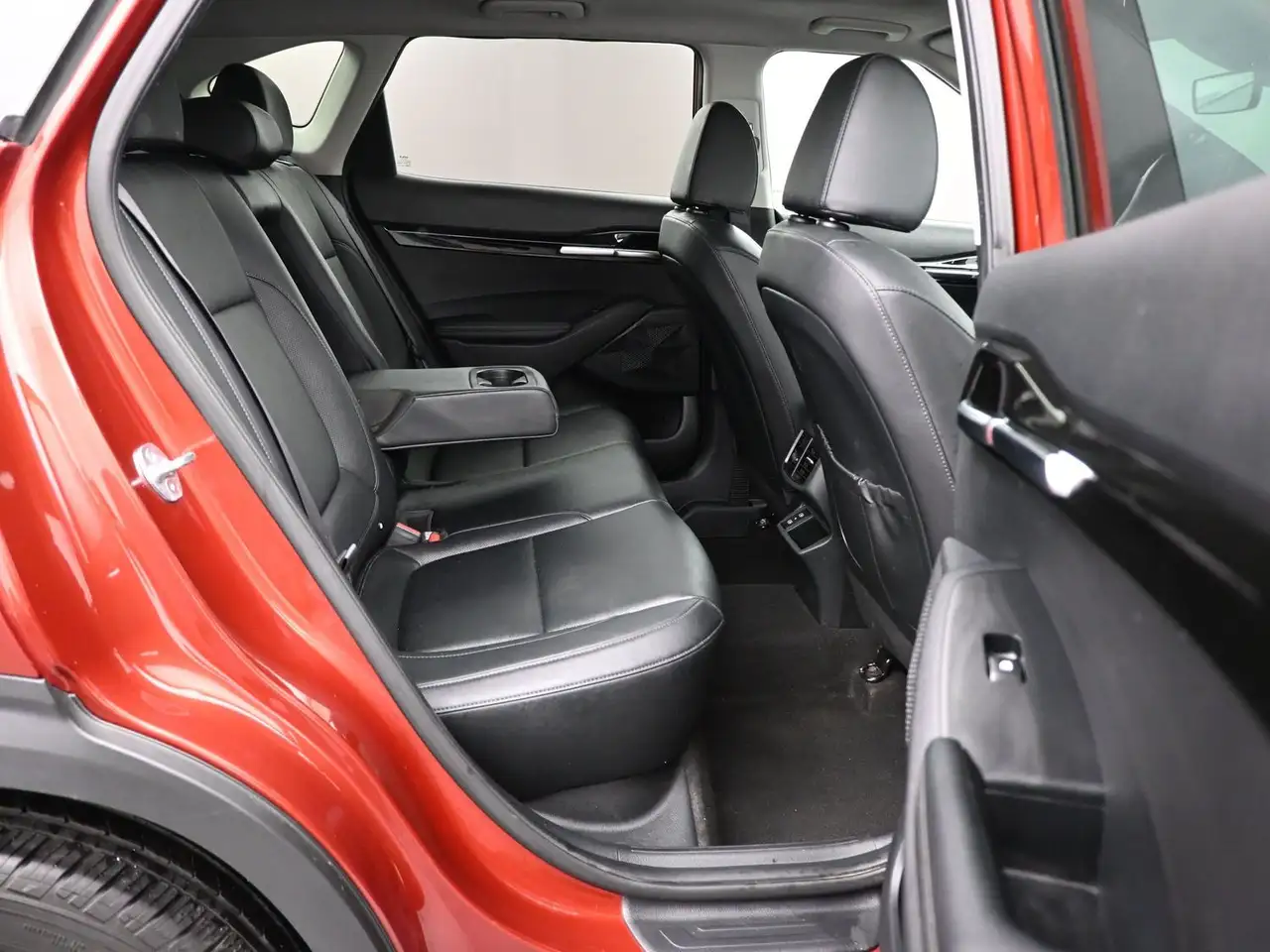 Kia Seltos снимка Kia Seltos