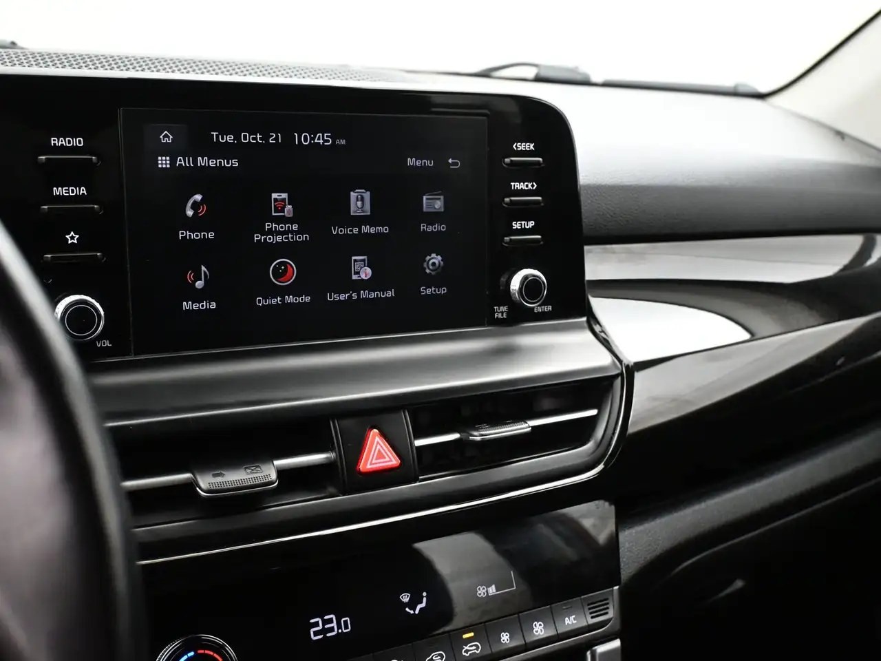 Kia Seltos снимка Kia Seltos