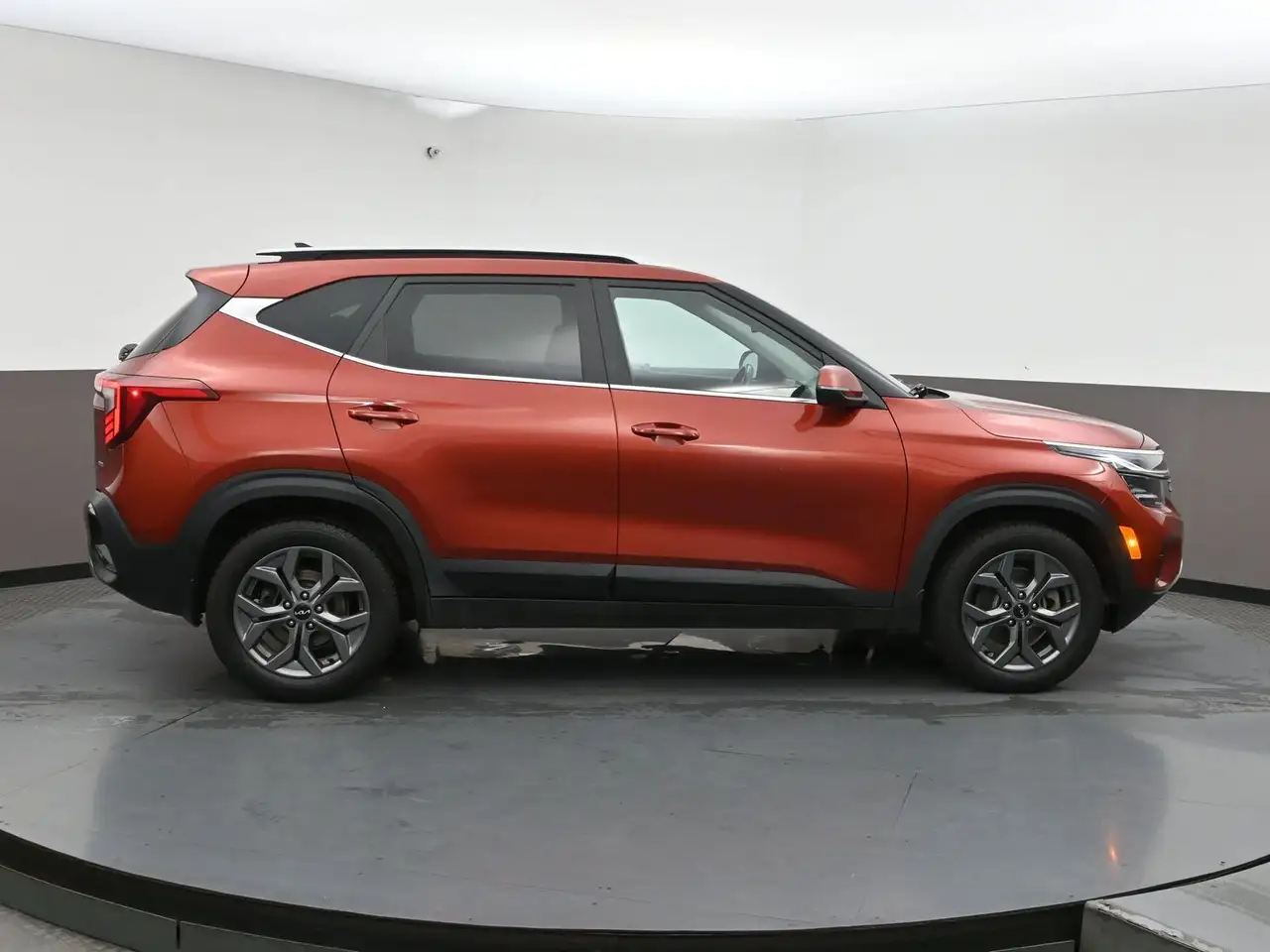 Kia Seltos снимка Kia Seltos