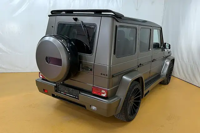 Mercedes-Benz G-Class view 3