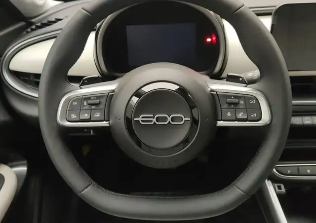 Fiat 600 view 10