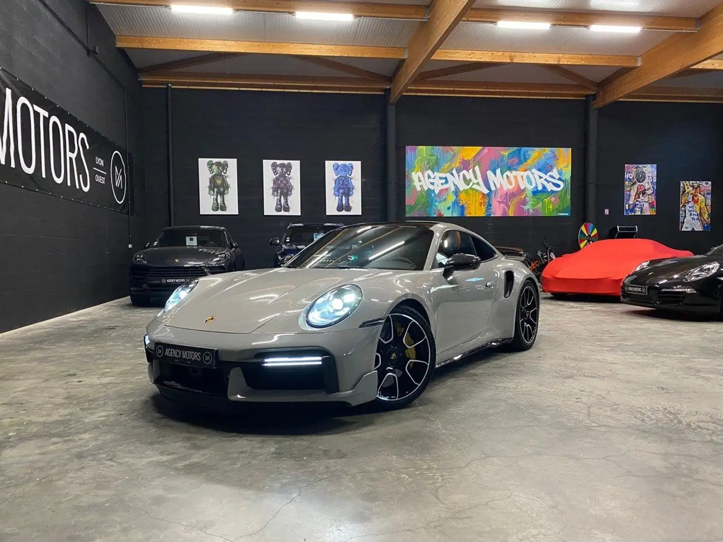 Porsche 911 type 992 3.8 650 Ch PDK Turbo S - Origine France - Gris - 1