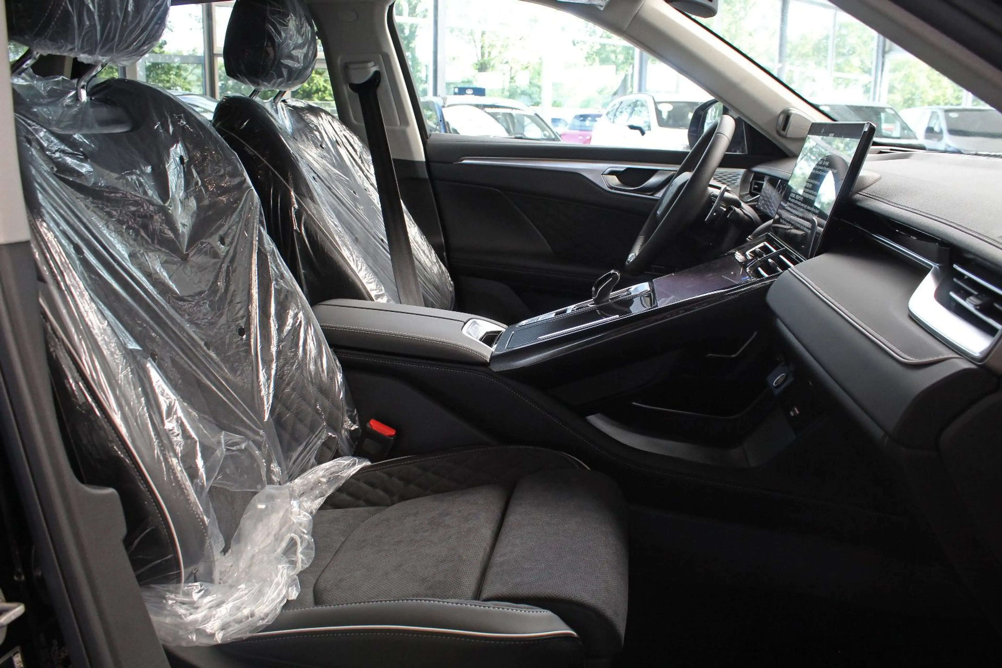 GWM WEY 05 2.0 PHEV LUXURY 4WD — photo 12