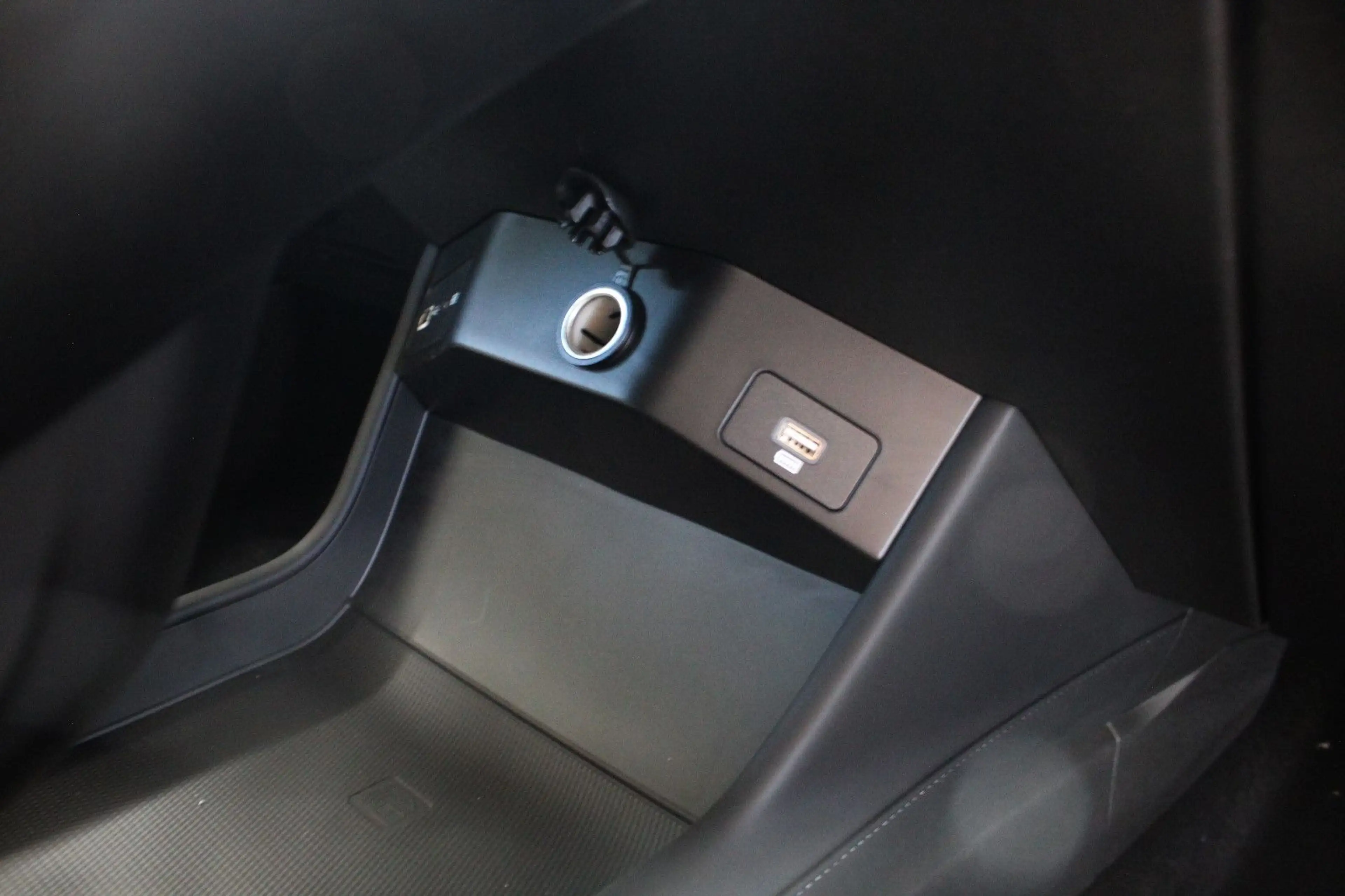 GWM WEY 05 2.0 PHEV LUXURY 4WD — photo 14