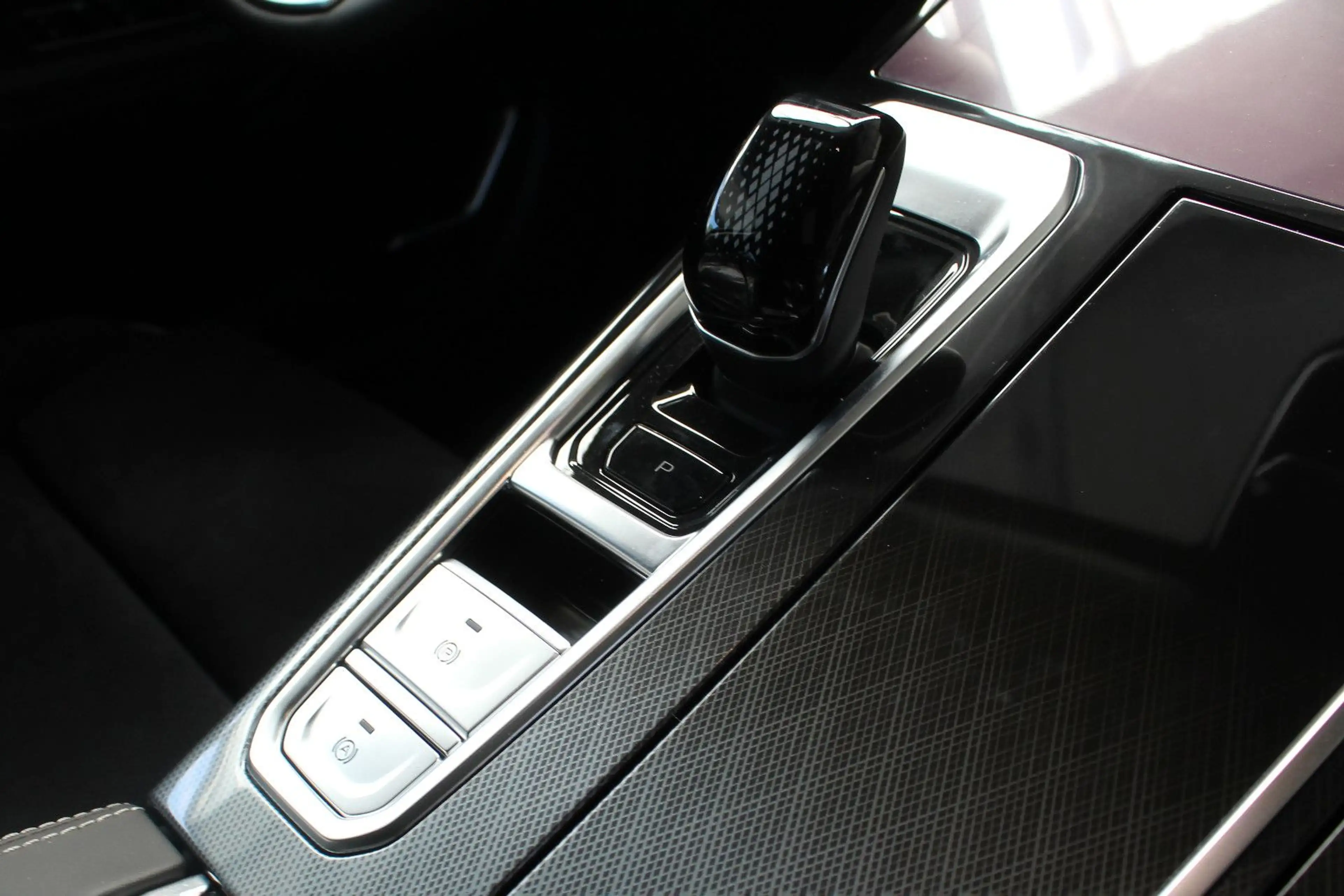GWM WEY 05 2.0 PHEV LUXURY 4WD — photo 13