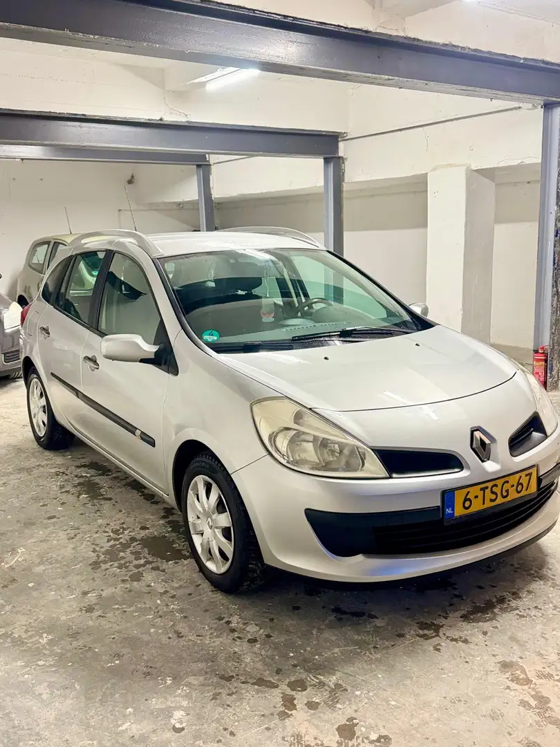 Renault Clio 1.2 TCE Special Line scherp afgeprijsd!! Grijs - 2