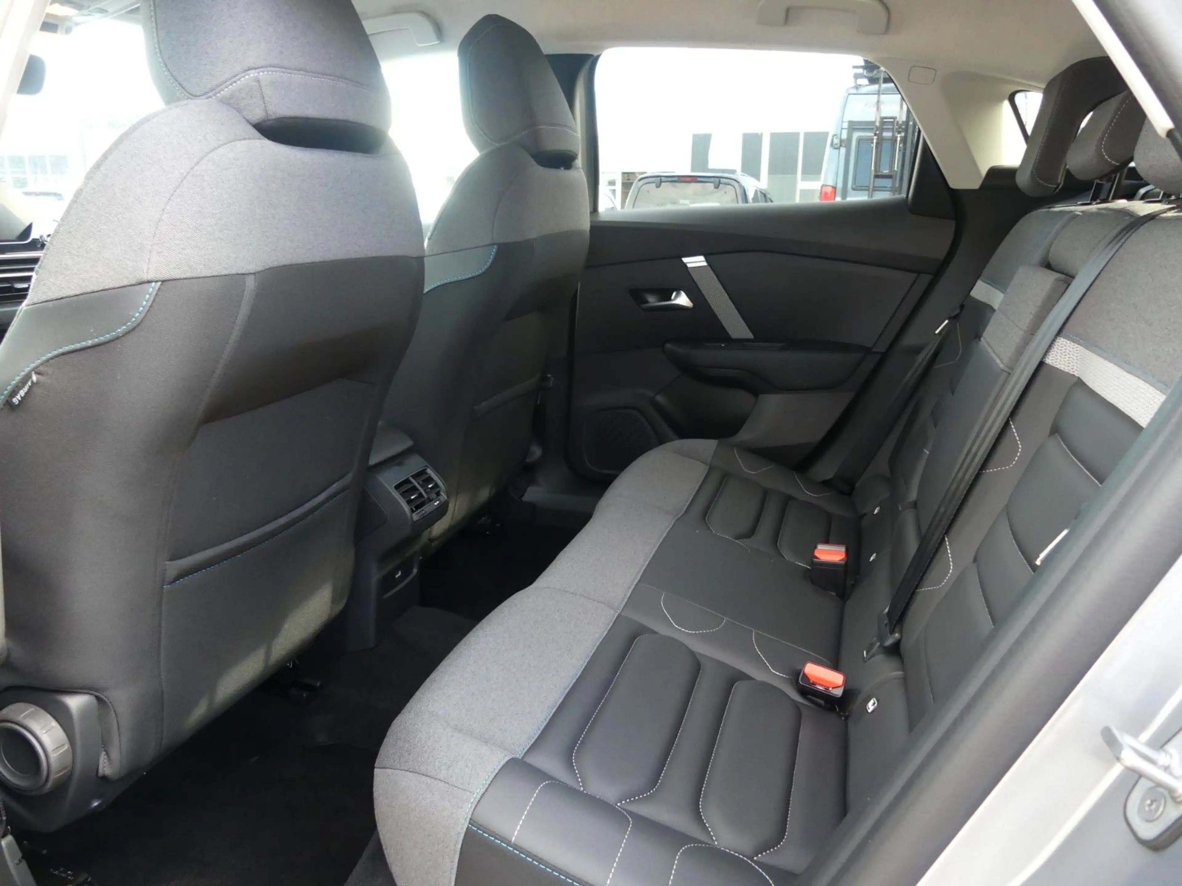 Citroen C4 Max Automatik *Kältepaket* WENIG KM***** — photo 10