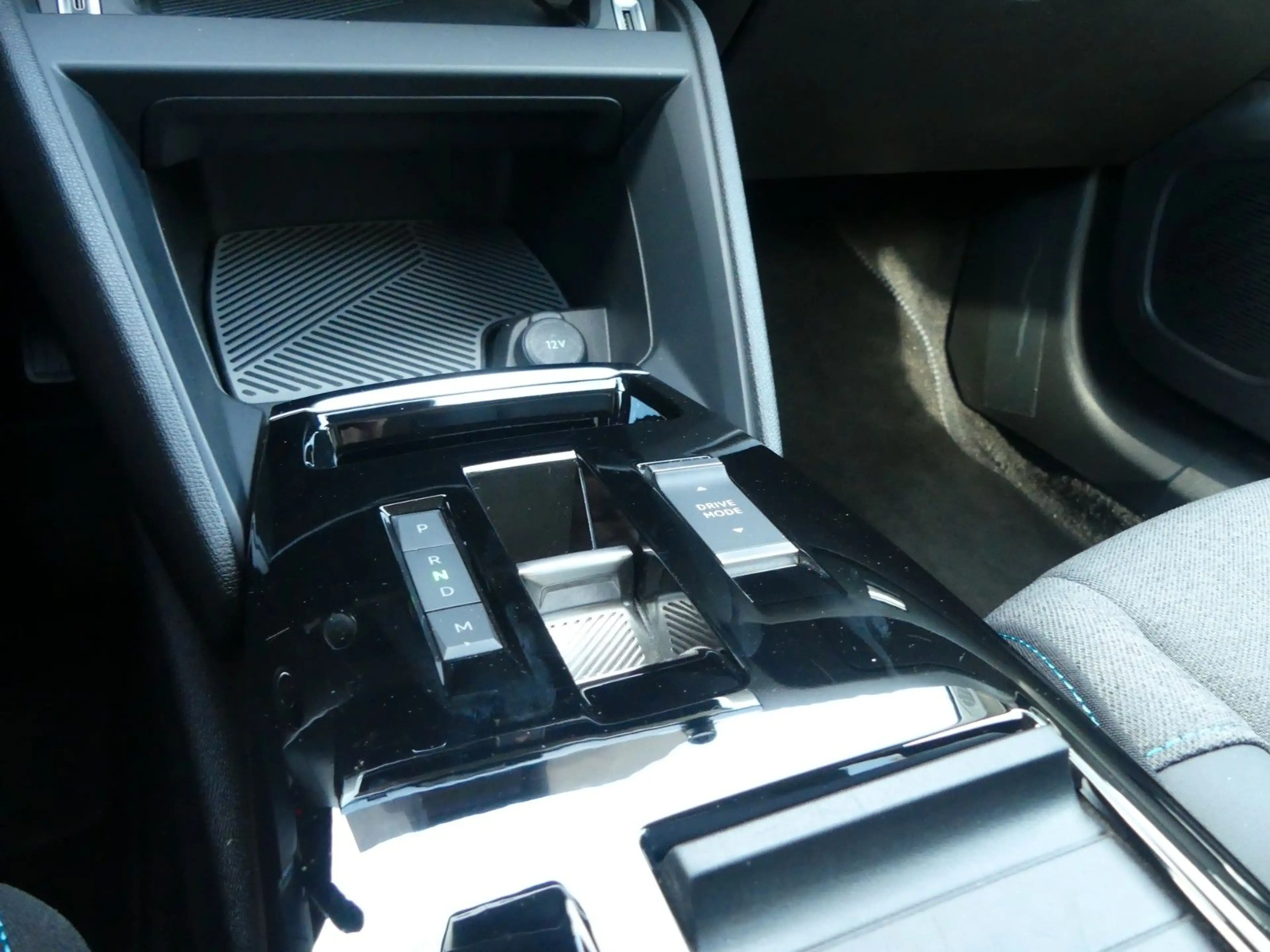 Citroen C4 Max Automatik *Kältepaket* WENIG KM***** — photo 14