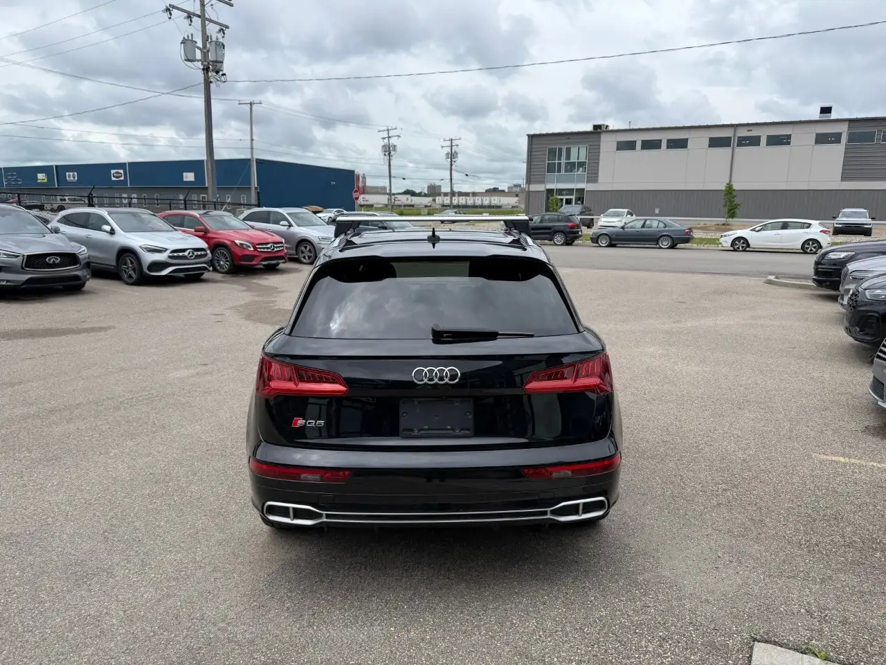Audi SQ5 снимка Audi SQ5