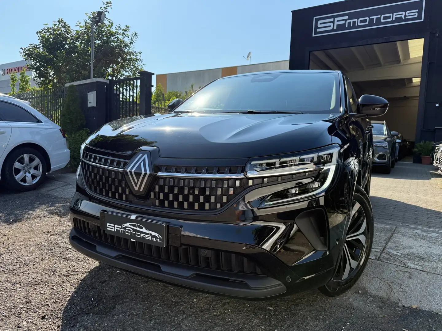 Renault Austral Mild Hybrid 160 CV Auto Techno Esprit Alpine Zwart - 2