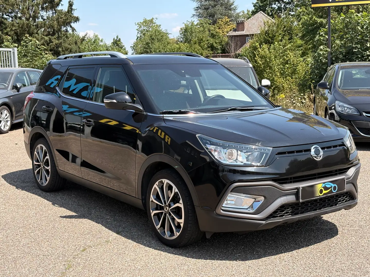 SsangYong XLV 1.6i e-XGi 2WD Quartz ** GARANTIE ** Schwarz - 2