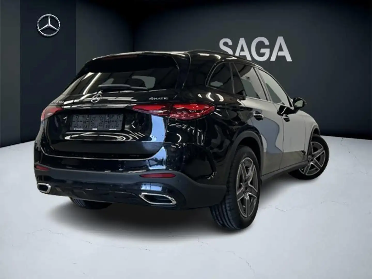 Mercedes-Benz GLC 220 d 4Matic AMG Line Toit Pano Zwart - 2