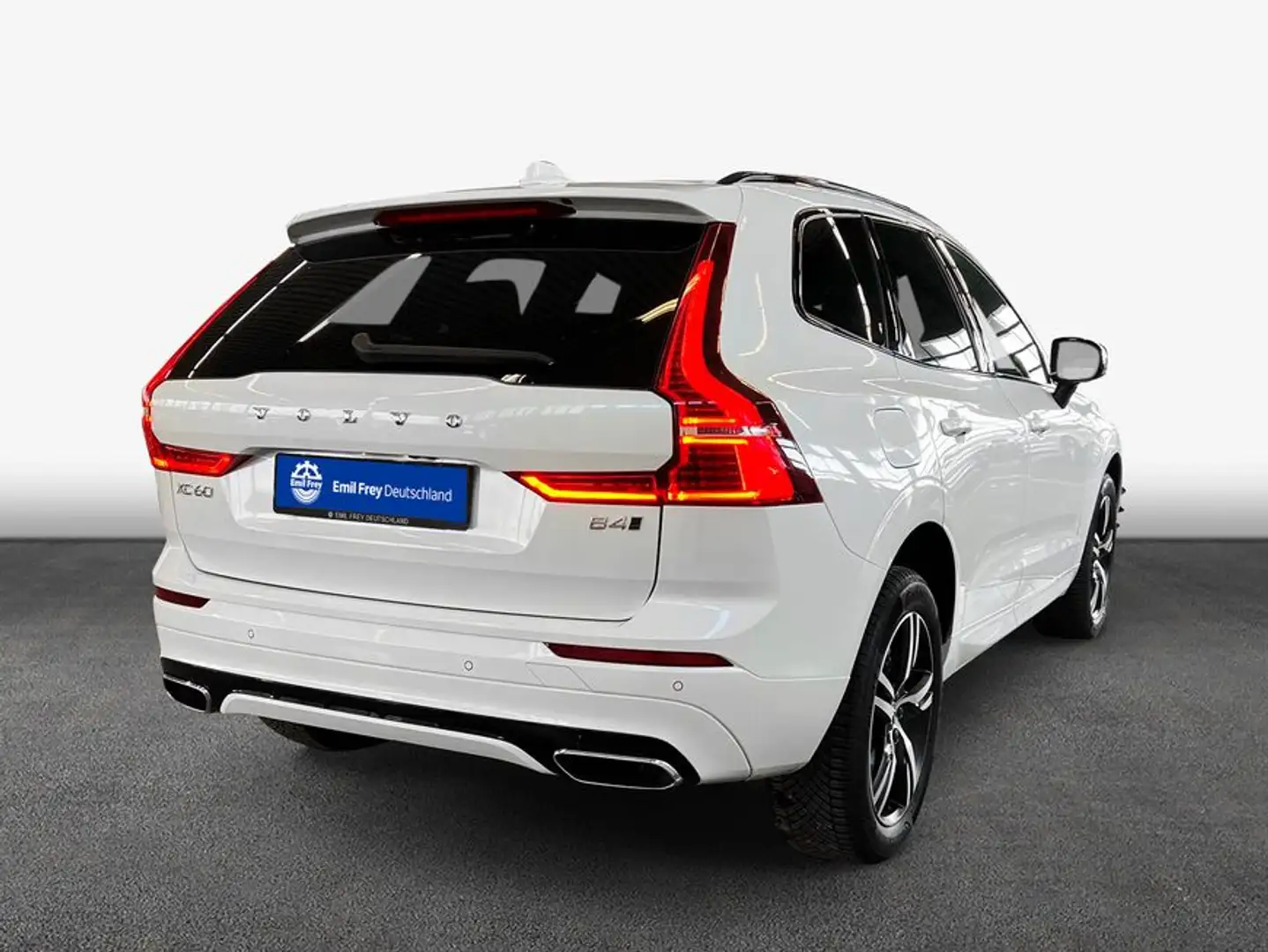 Volvo XC60 XC60 B4 AWD R-Design Aut Glasd PilotAssist 360° Bianco - 2