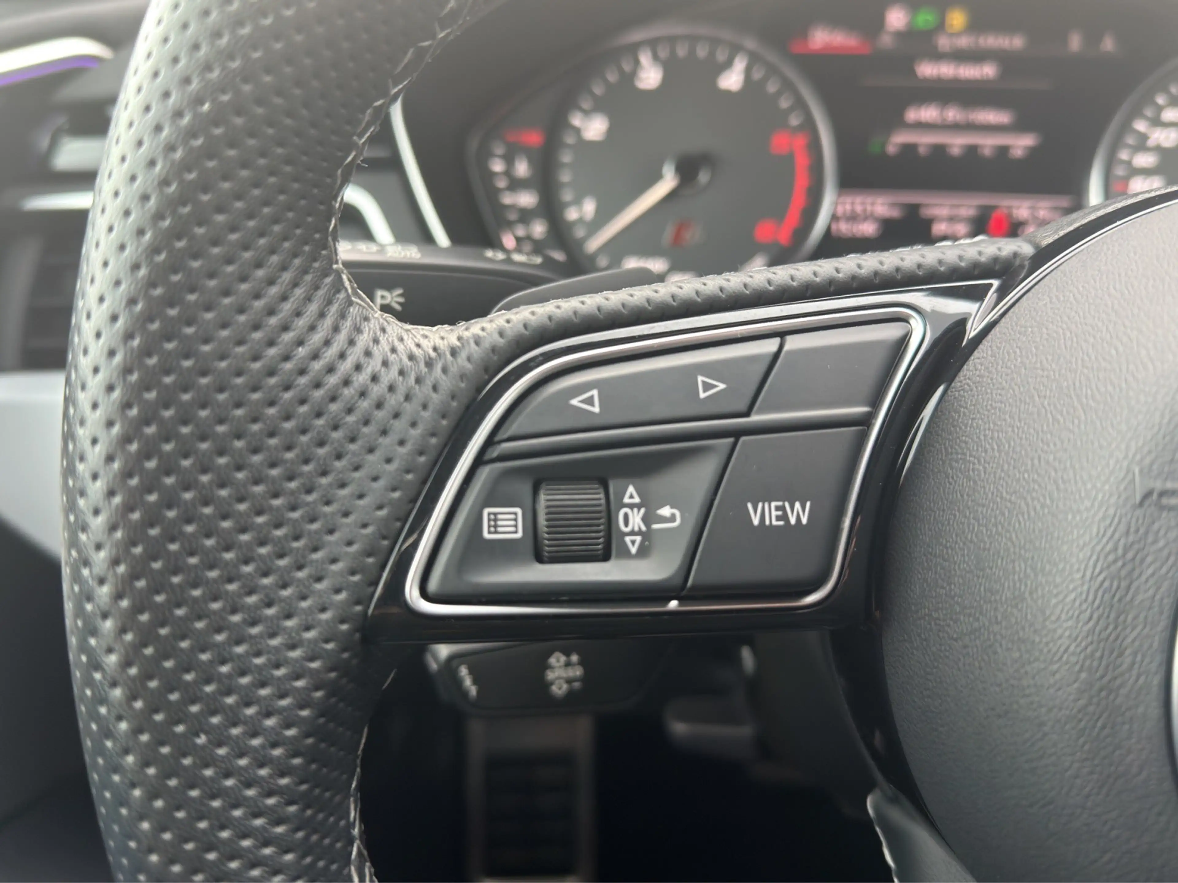 Audi S4 Avant 3.0 TDI QUATTRO/2 X S LINE/EAHK/MARTIX/19"RO — photo 13