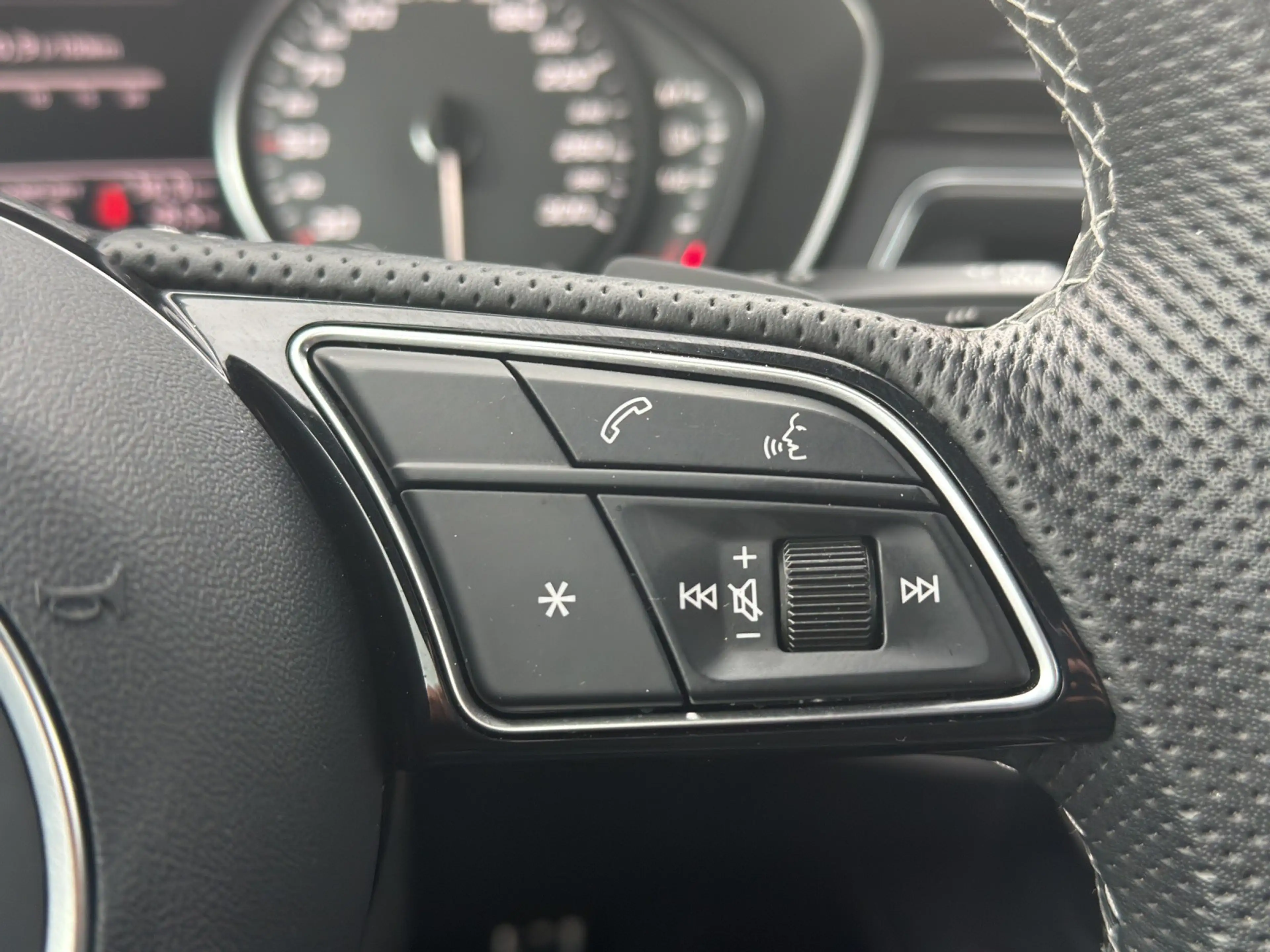 Audi S4 Avant 3.0 TDI QUATTRO/2 X S LINE/EAHK/MARTIX/19"RO — photo 14