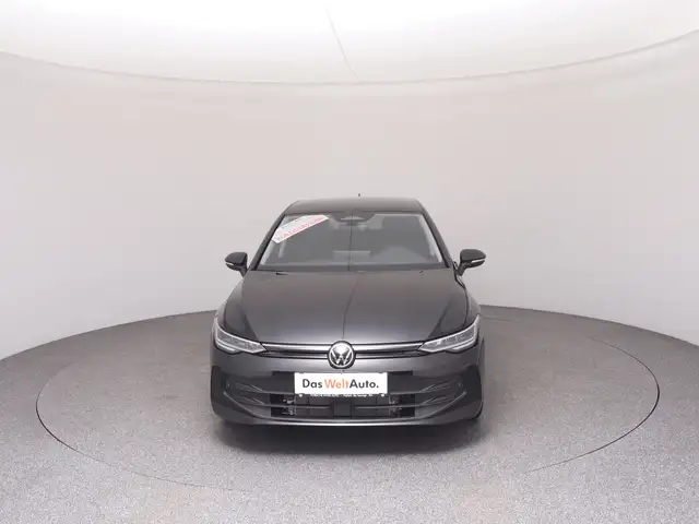 Volkswagen Golf view 3