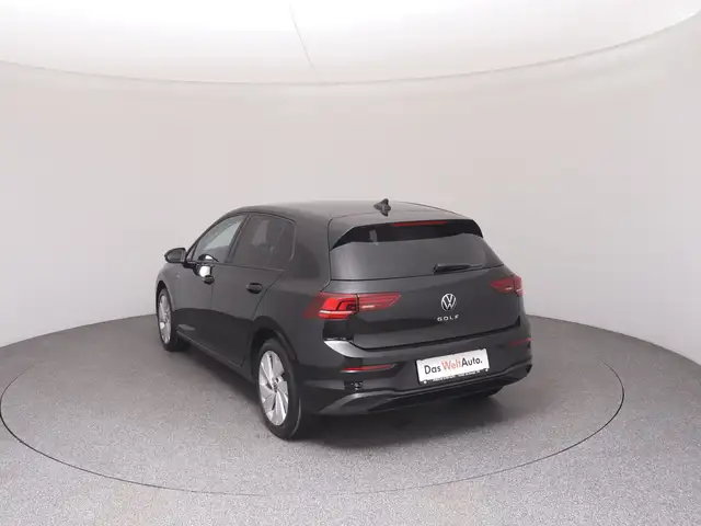 Volkswagen Golf view 5
