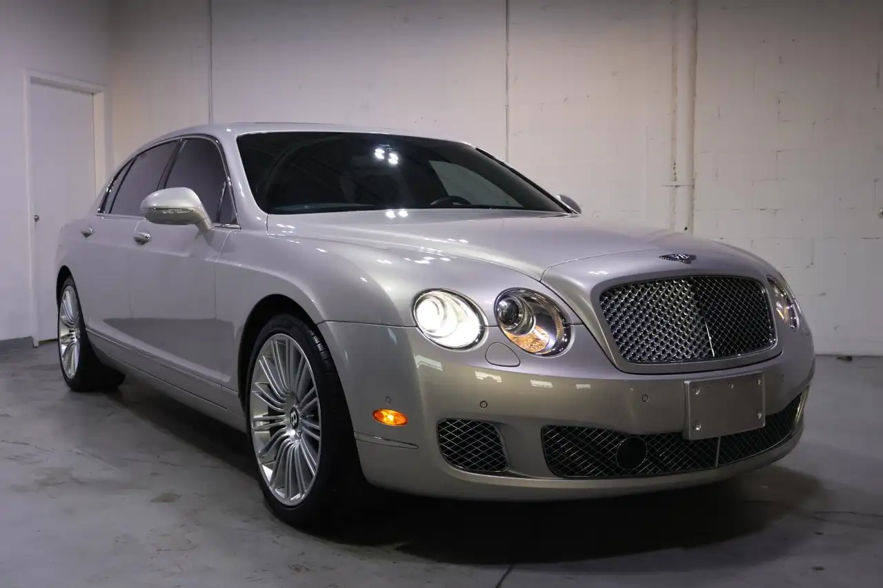 Bentley Flying Spur fotografie Bentley Flying Spur