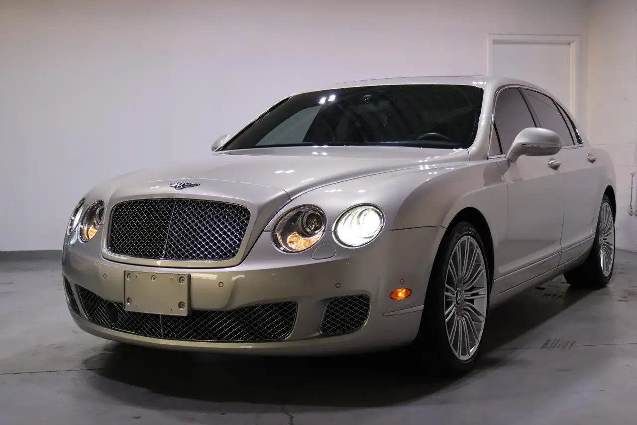 Bentley Flying Spur fotografie Bentley Flying Spur