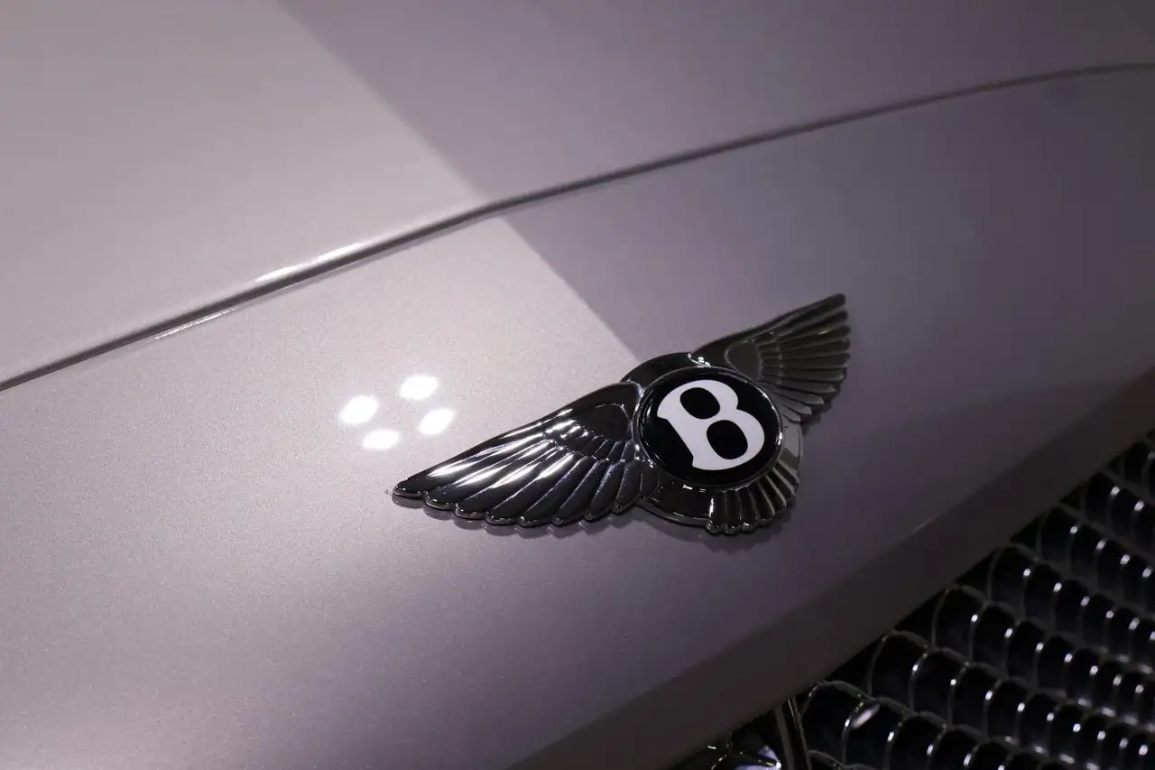 Bentley Flying Spur fotografie Bentley Flying Spur