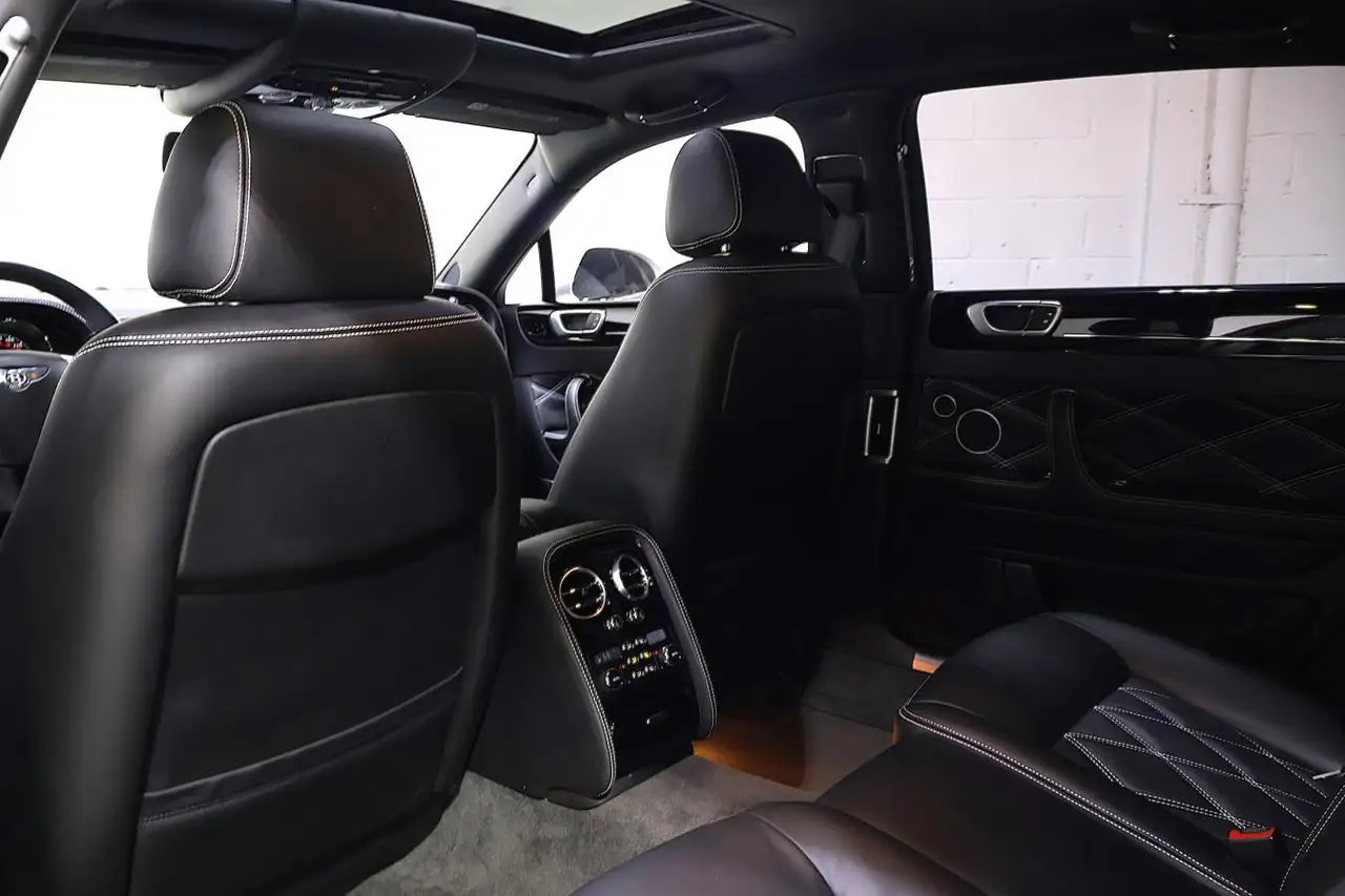 Bentley Flying Spur fotografie Bentley Flying Spur