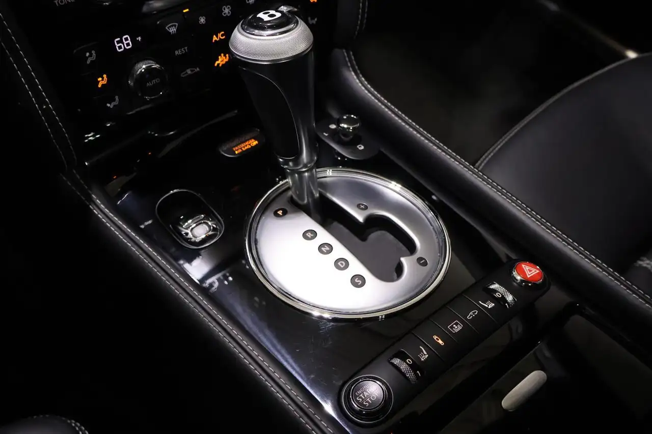 Bentley Flying Spur fotografie Bentley Flying Spur