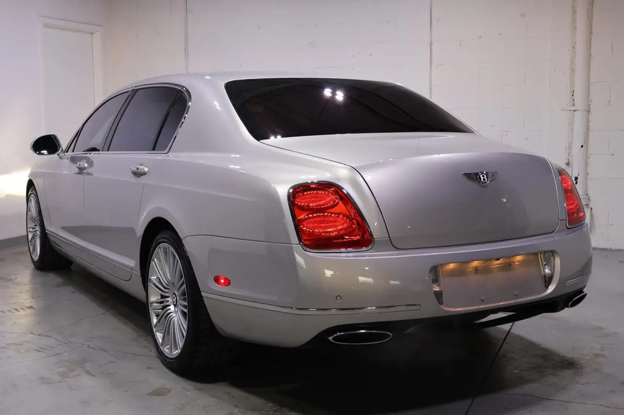 Bentley Flying Spur fotografie Bentley Flying Spur